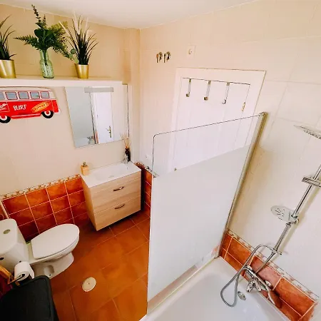 Mika's House Apartment